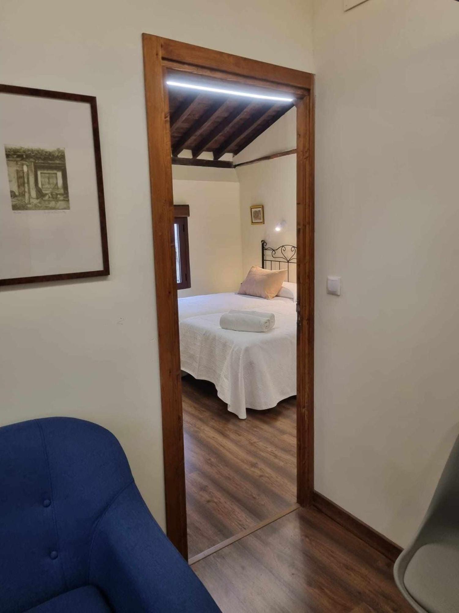 Lanchas De La Vera Madrigal de la Vera Luaran gambar